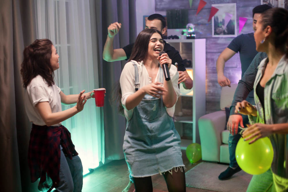 Canciones de karaoke para despedidas de soltera alquiler karaoke barcelona despedidas - Canciones de karaoke para despedidas de soltera